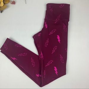 Old Navy Go Dry Small Lightning Bolt Leggings